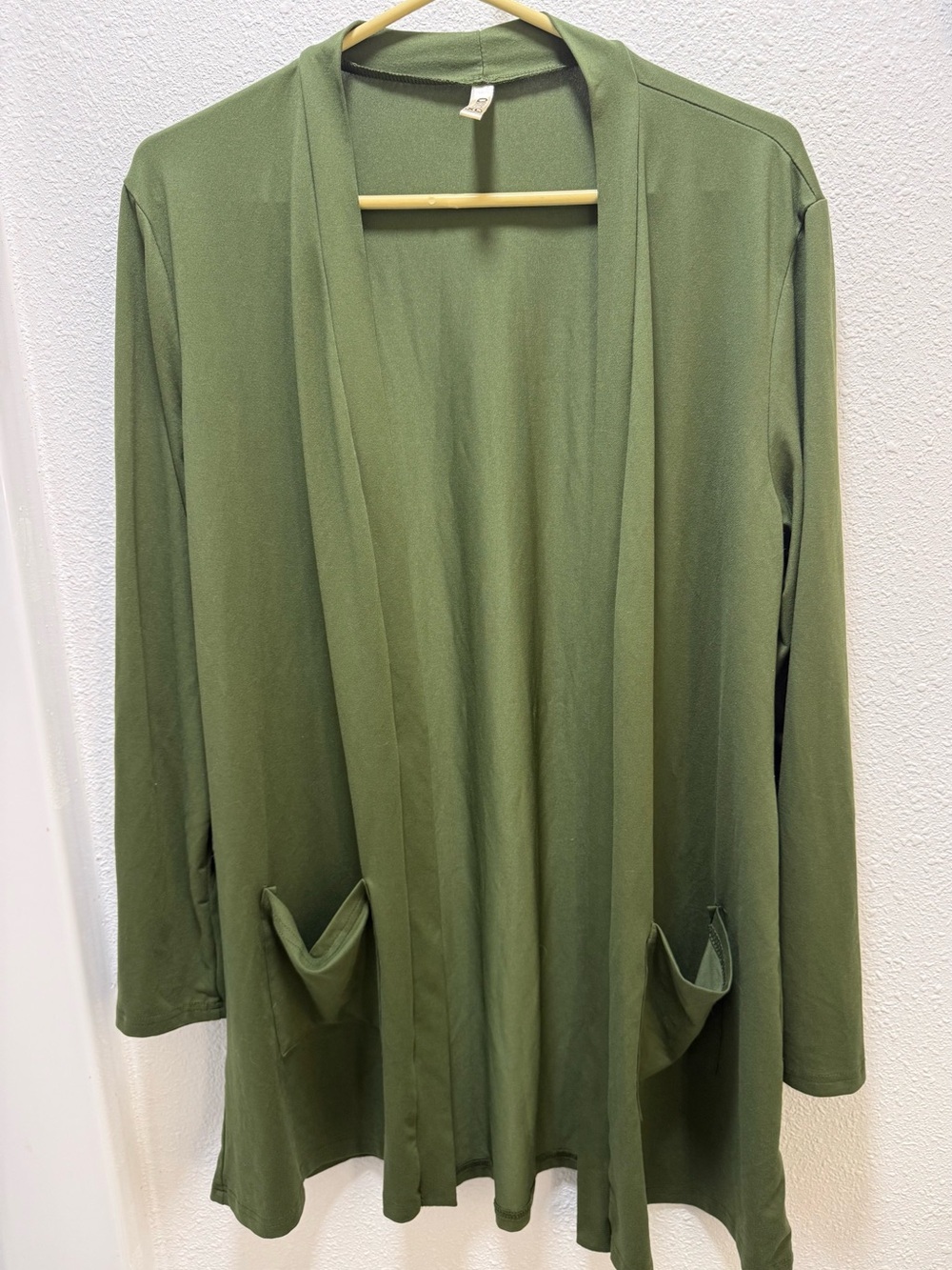 Qixing Army Green Cardigan Sz (XL)